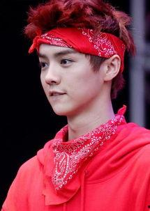 网红凸爷是哪个民族,探寻民族风情的魅力使者